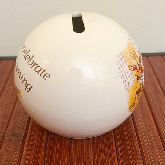Vintage Royal Doulton Bunnykins Ceramic Piggy Bank Celebrate Your Christ… - Picture 6 of 7